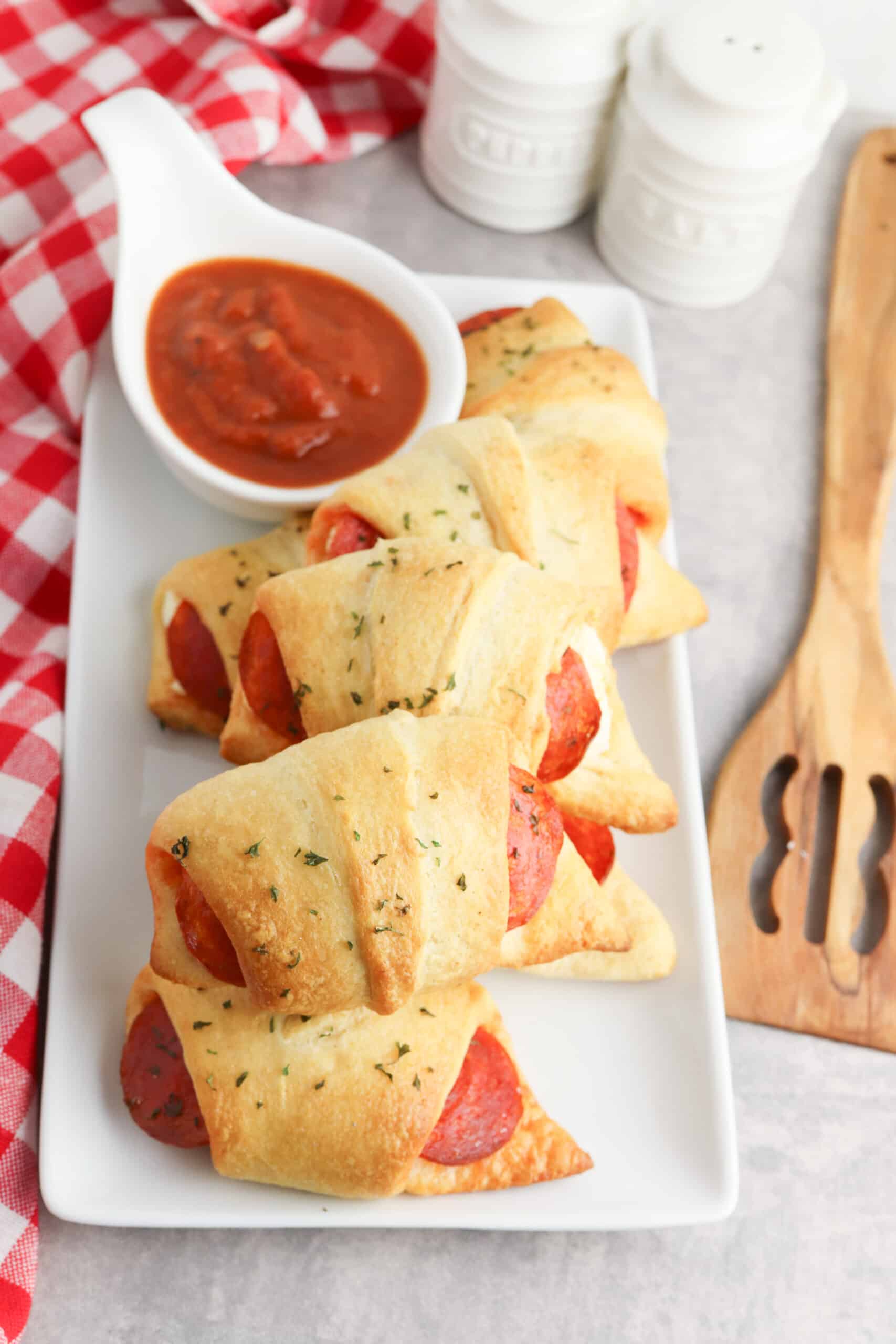 Pepperoni Cream Cheese Crescent Rolls When is Dinner